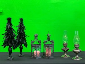 Mantle decorations